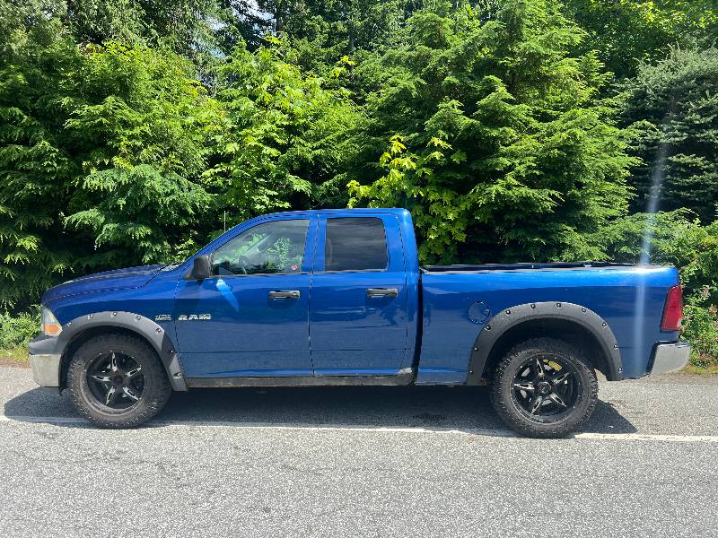 2010 Dodge Ram 1500 - Thumbnail 3