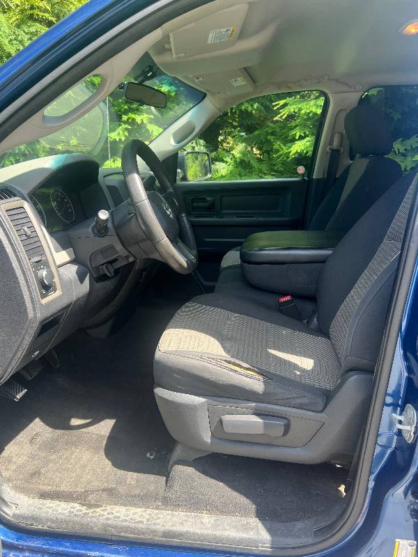 2010 Dodge Ram 1500 - Thumbnail 2