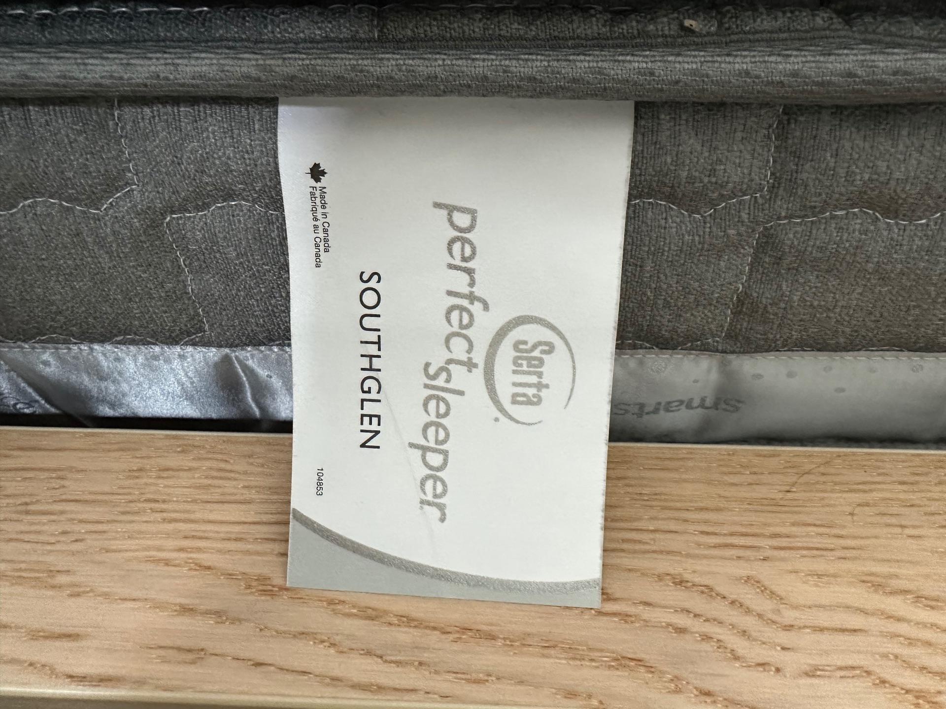 Ikea malm queen bed and mattress - Thumbnail 4